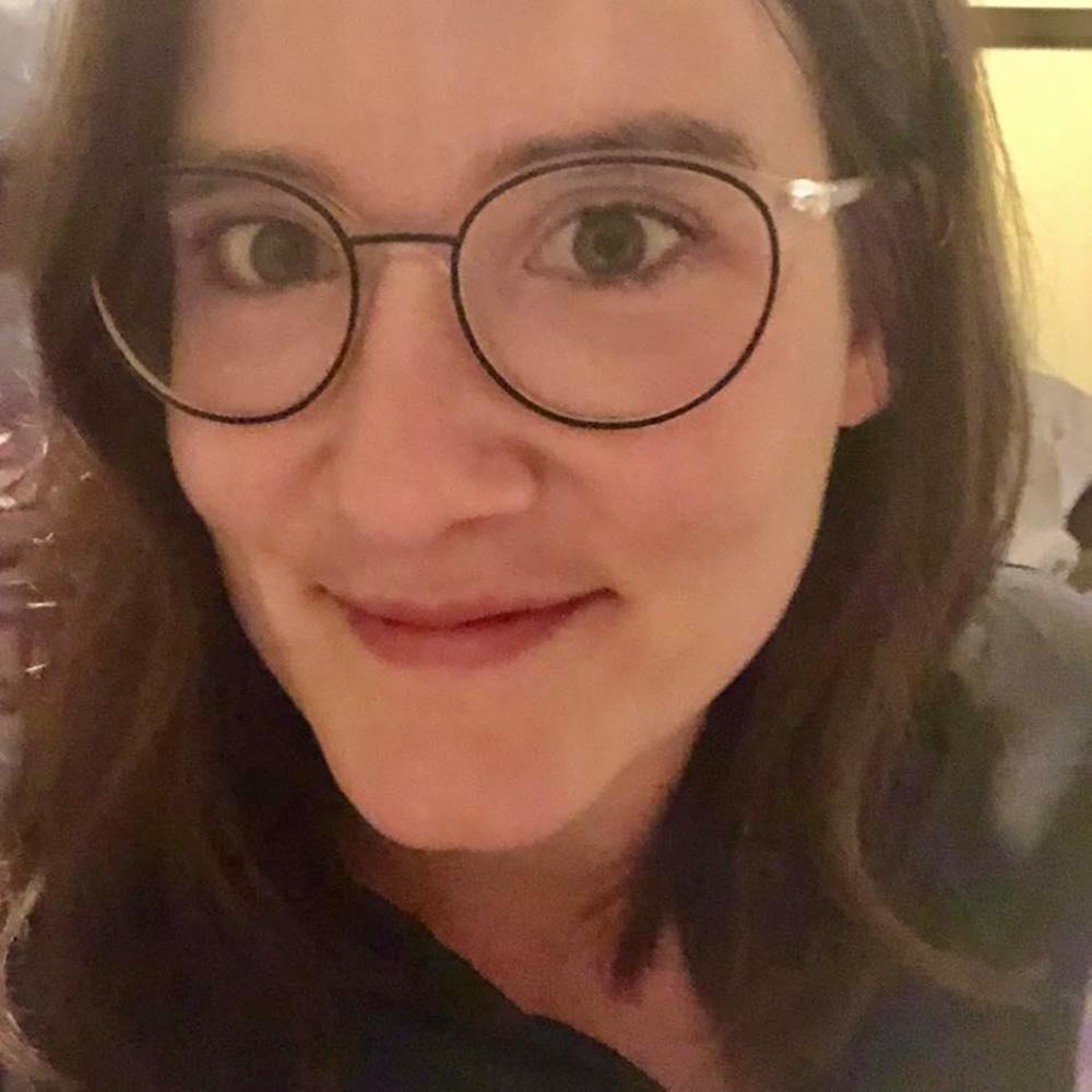 Meet your Posher, Kim